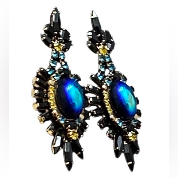 Elizabeth Cole iridescent hematite and crystals drop earrings - Picture 4 of 8
